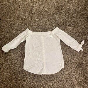 NWT - BANANA REPUBLIC OFF SHOULDER BLOUSE - XS